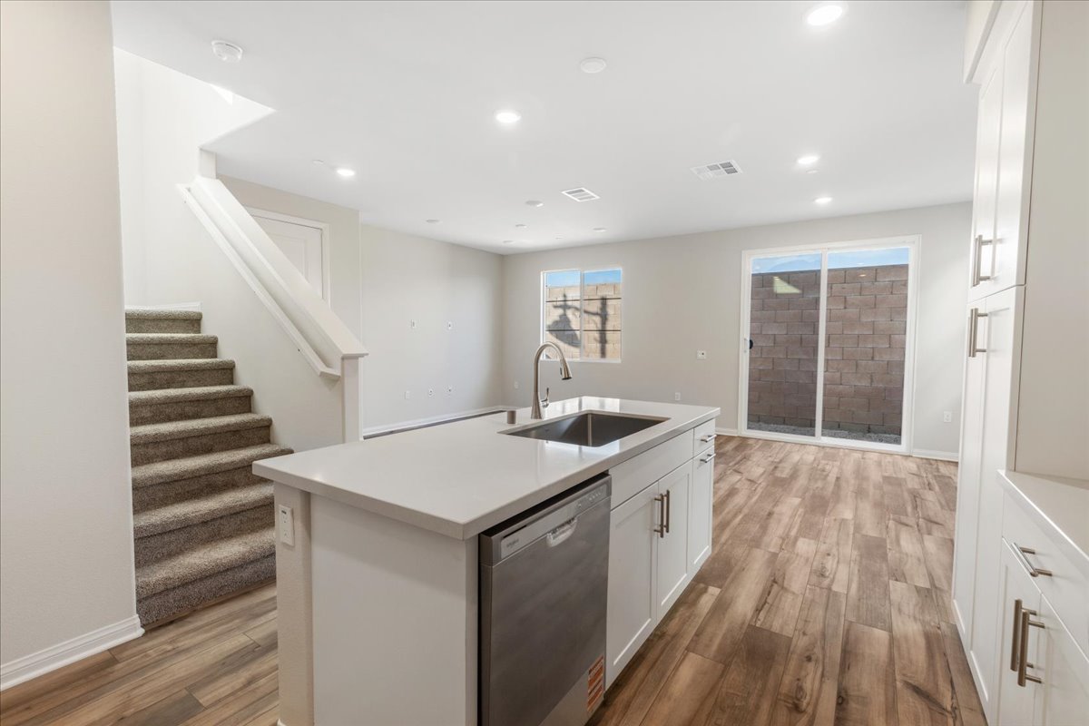 0002 1451 Prairie Rose Lane