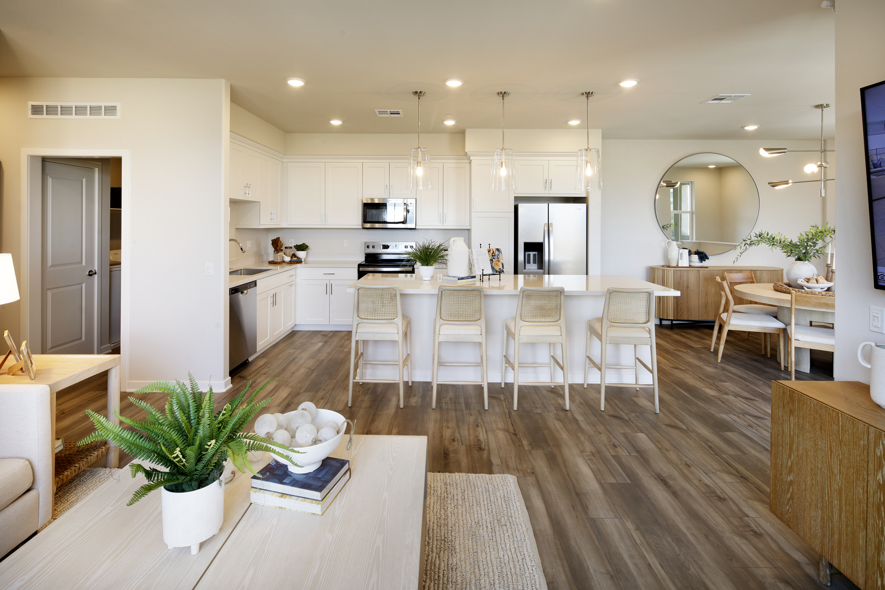 2606 36144 Jaden Avenue