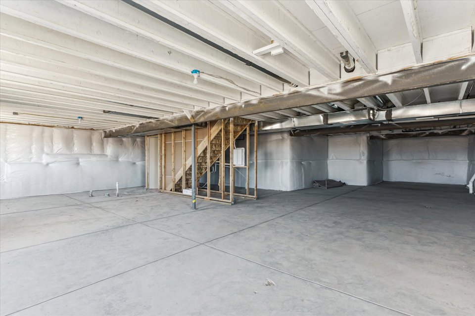 A room with a few ladders.