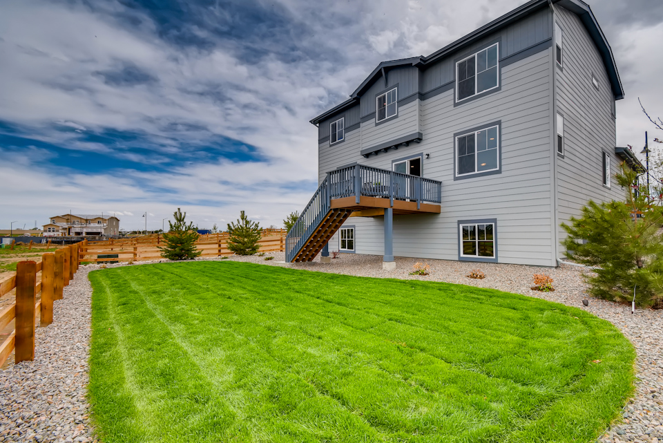 1616 marlowe drive erie co-print-028-023-back yard-3600x2402-300dpi