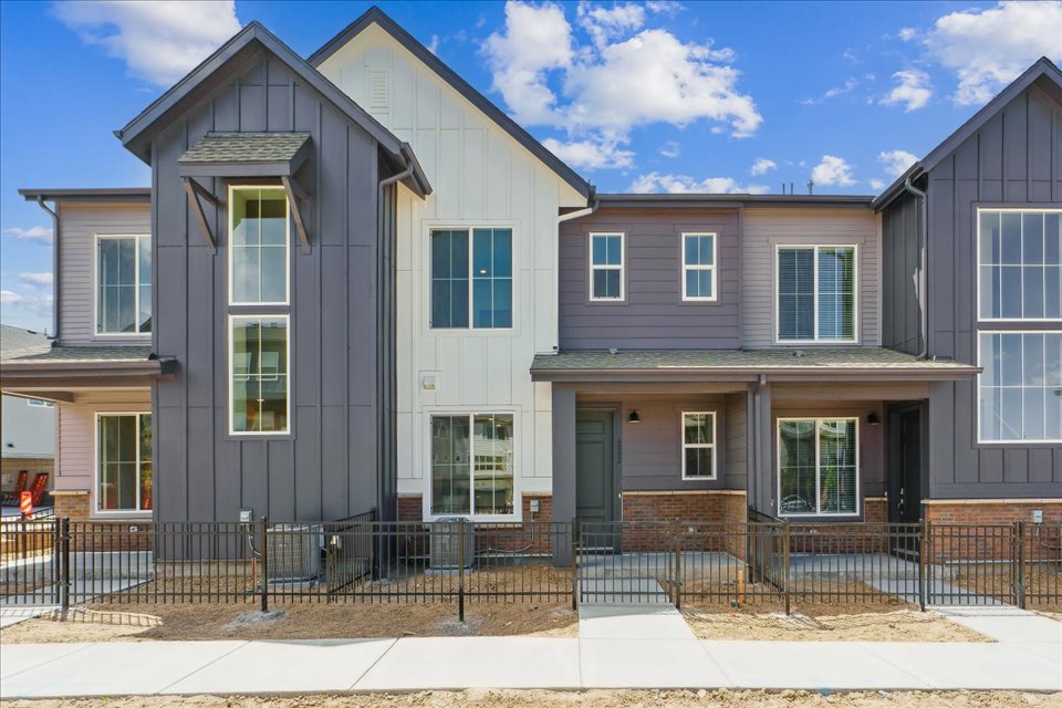 0099 6882 Huddersfield Lane