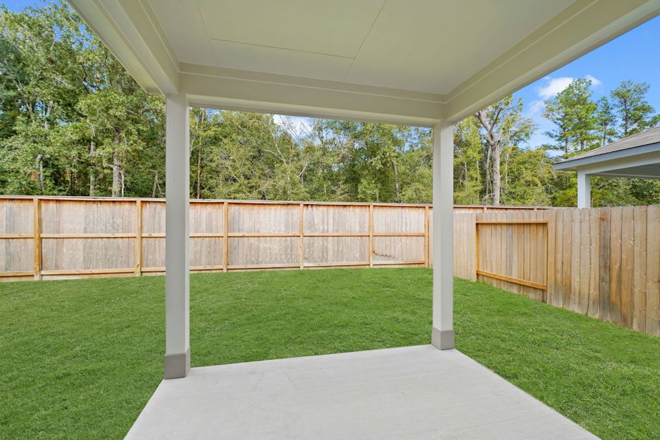 A covered patio with a covered patio.