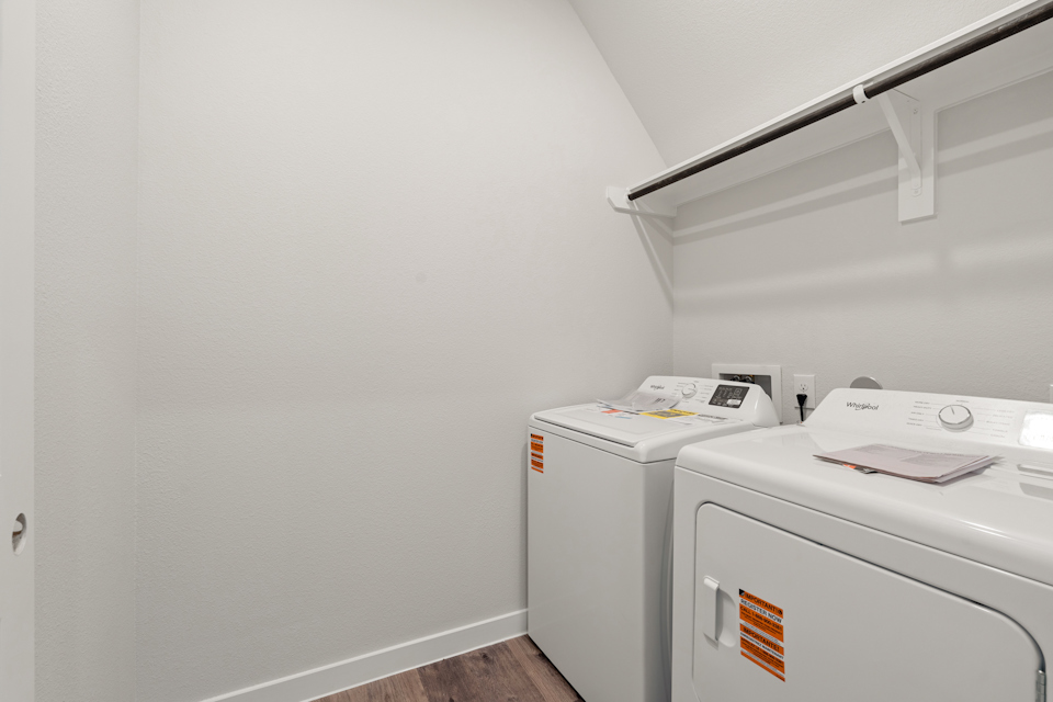 A white washing machine.